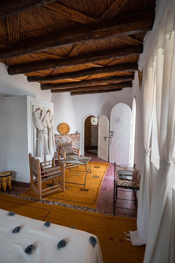 Out Of Medina Bed & Breakfast Есувейра Екстериор снимка