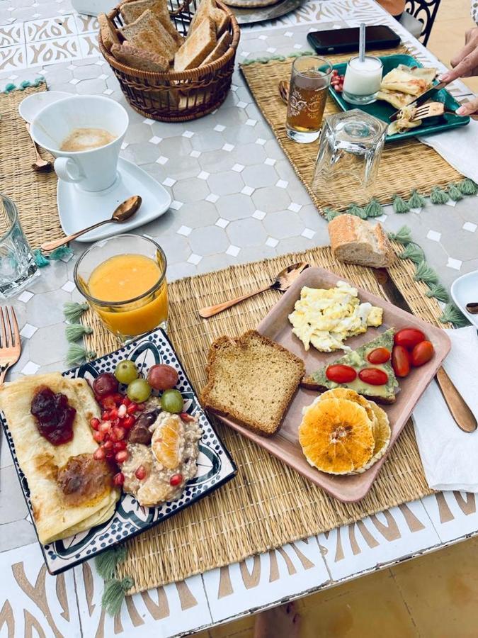 Out Of Medina Bed & Breakfast Есувейра Екстериор снимка