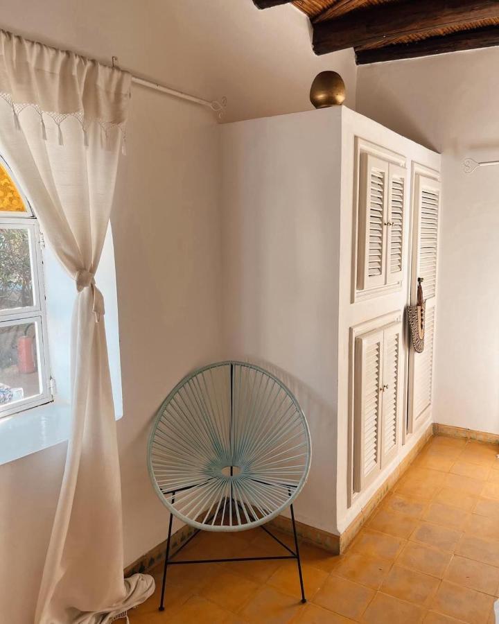 Out Of Medina Bed & Breakfast Есувейра Екстериор снимка