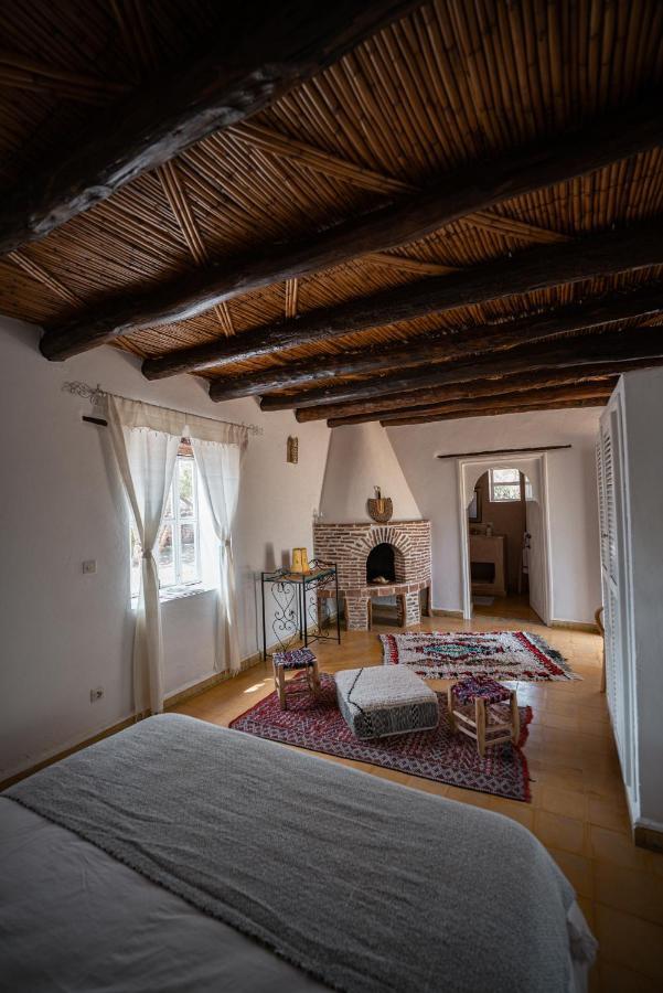 Out Of Medina Bed & Breakfast Есувейра Екстериор снимка
