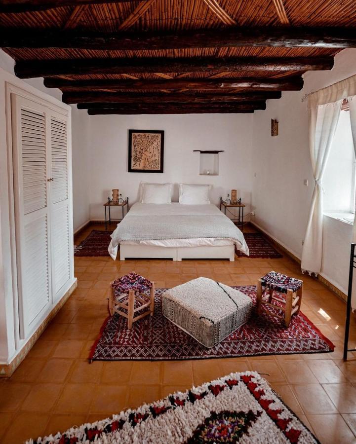 Out Of Medina Bed & Breakfast Есувейра Екстериор снимка